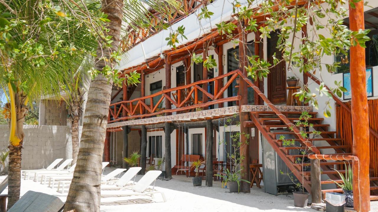 Апартаменты Choby'S House Holbox Экстерьер фото