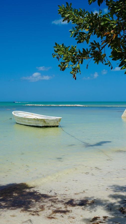 Апартаменты Choby'S House Holbox Экстерьер фото